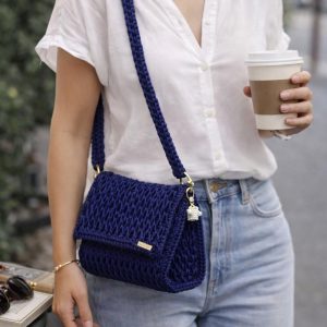 Geanta crosetata manual Albastru Cobalt