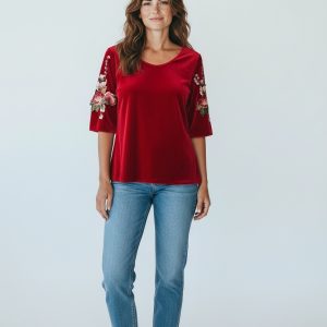 Bluza din catifea rosie cu broderie florala